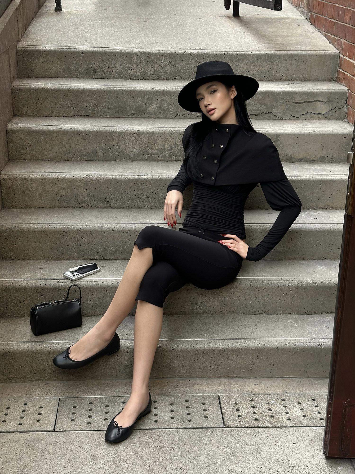 rovente Elegant Stand Collar Short Solid Polyester Women Banquet Long Sleeve T-Shits