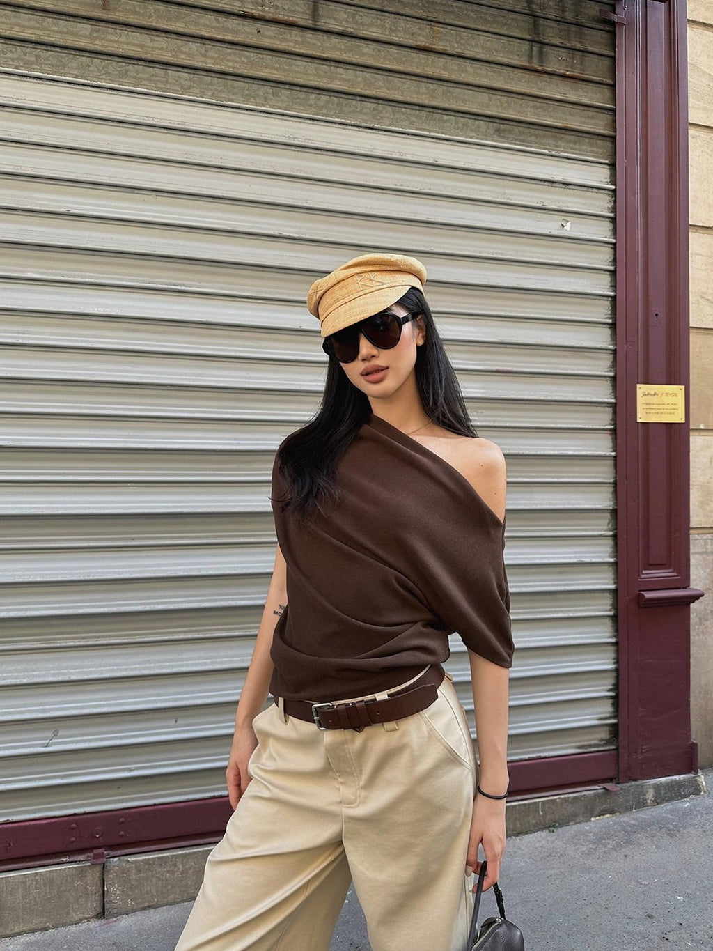 rovente Slim Knitted Asymmetric Collar Office Brown Viscose Shot Sleeve T-Shits