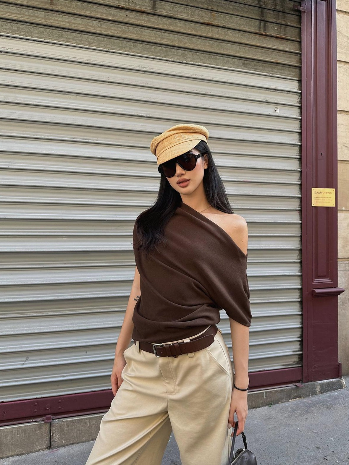 rovente Slim Knitted Asymmetric Collar Office Brown Viscose Shot Sleeve T-Shits