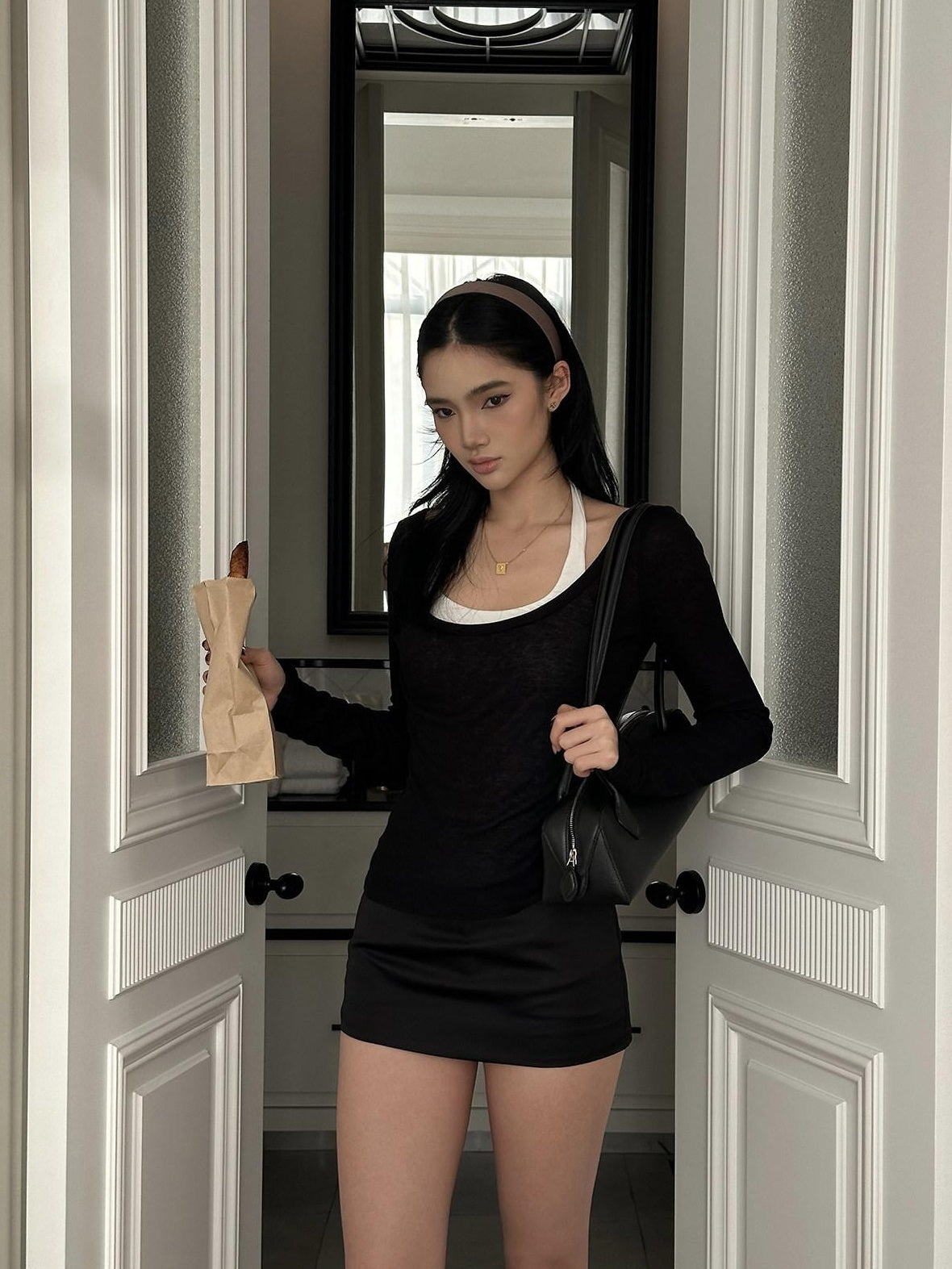 rovente High Stretch Slim Fit Two Piece Casual Tee Black Mini Skirt Women Mini Skits