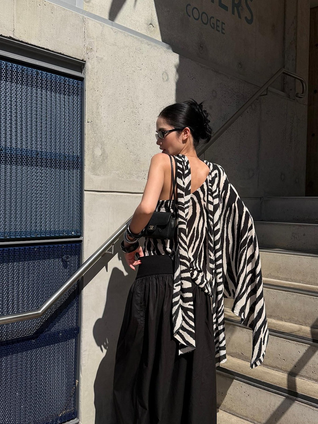 rovente Black White Zebra Contrast Loose Sleeveless Slant Neck Rayon Off Shoulde Cop Tops