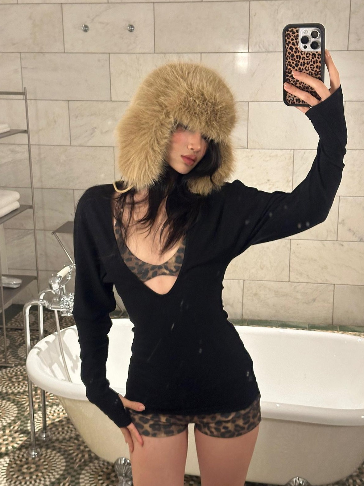 rovente V-neck Slim Knit Black With Leopard Tie Womens Casual Long Sleeve T-Shits