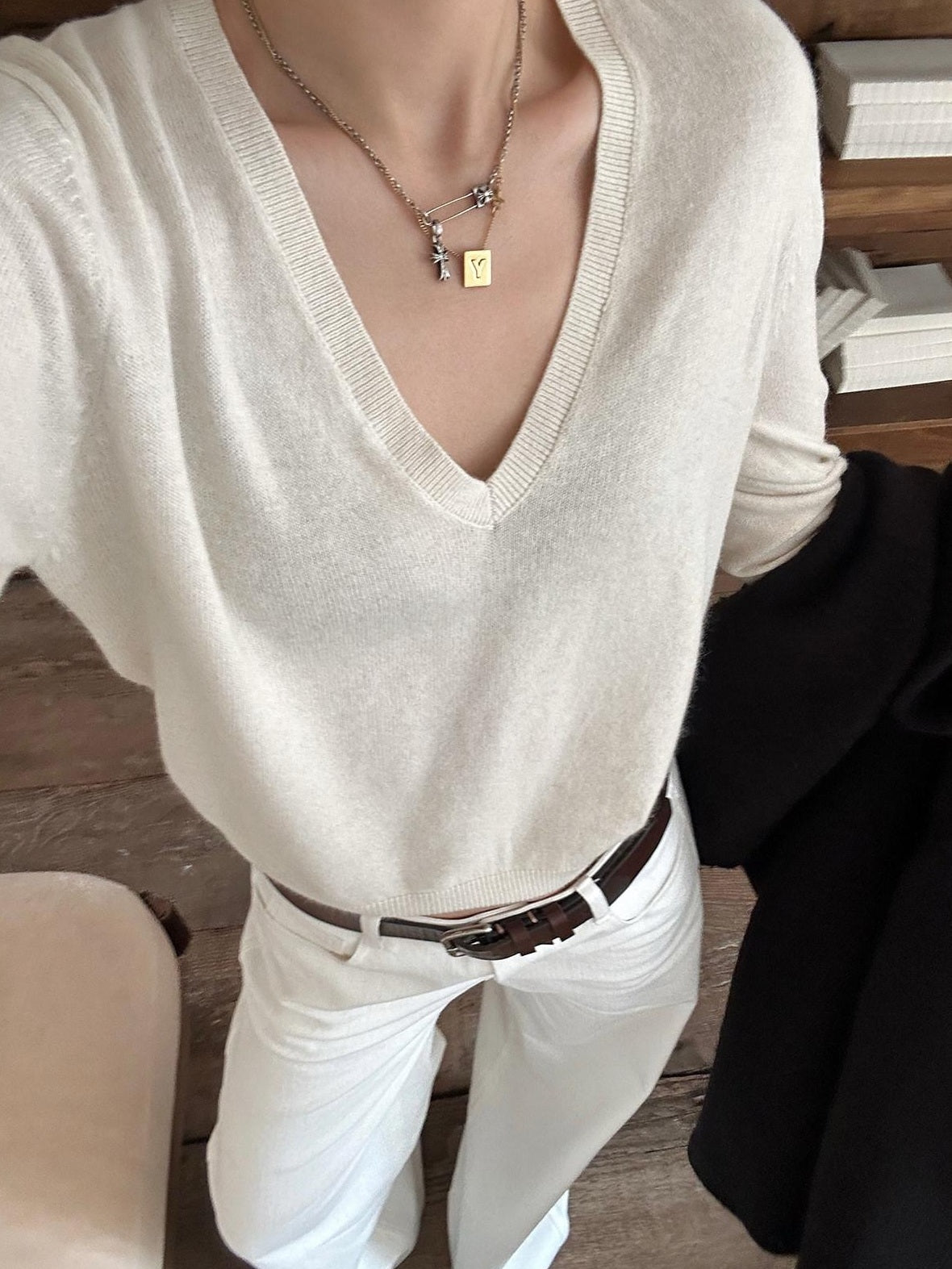 rovente Cozy Rabbit Hair Viscose Blend Warm Casual Loose V-neck Pullover Women Knitwea