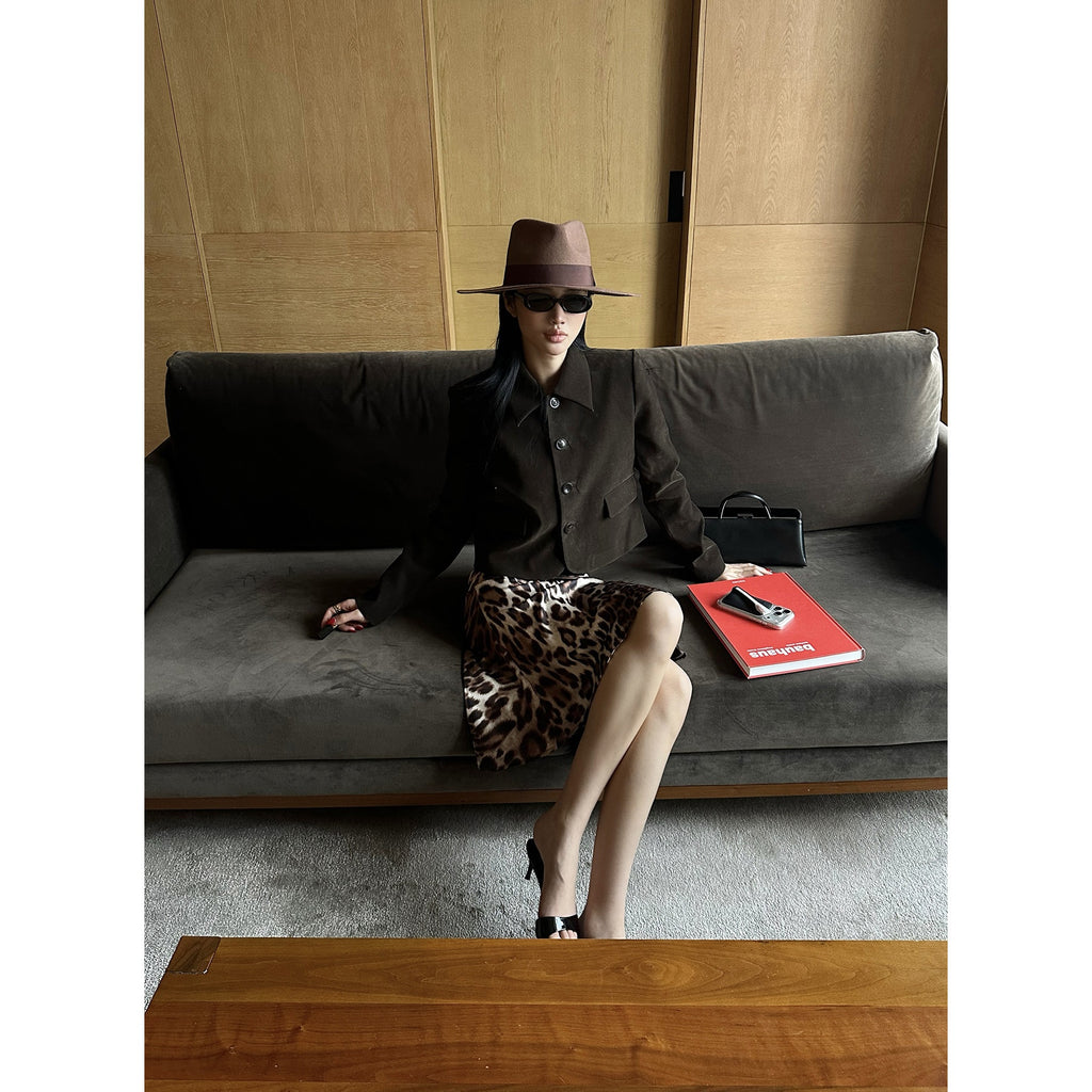 rovente_Slim_Minimal_Viscose_Turn_Collar_Button_Women_Brown_Flap_Pocket_Copped_Jackets_MISSTT