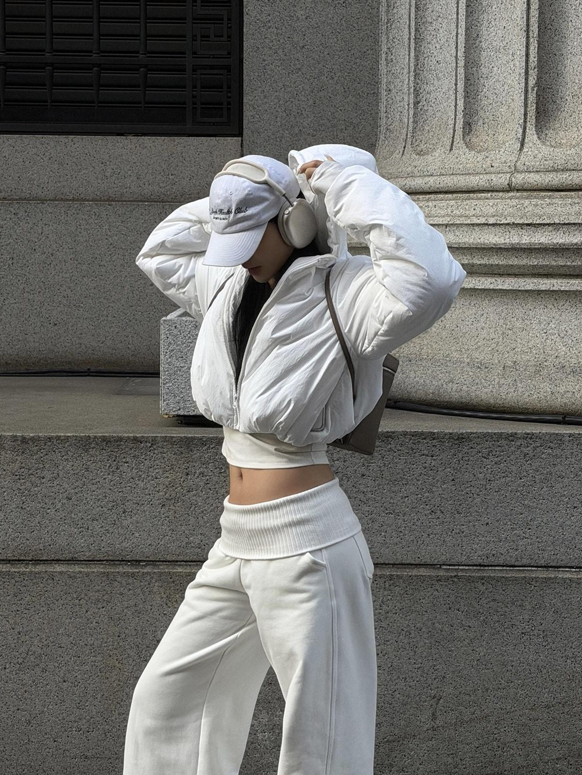 rovente Warm Thick Hooded Loose Minimal Commuter Nylon Zipper Pocket White Puffe Jackets