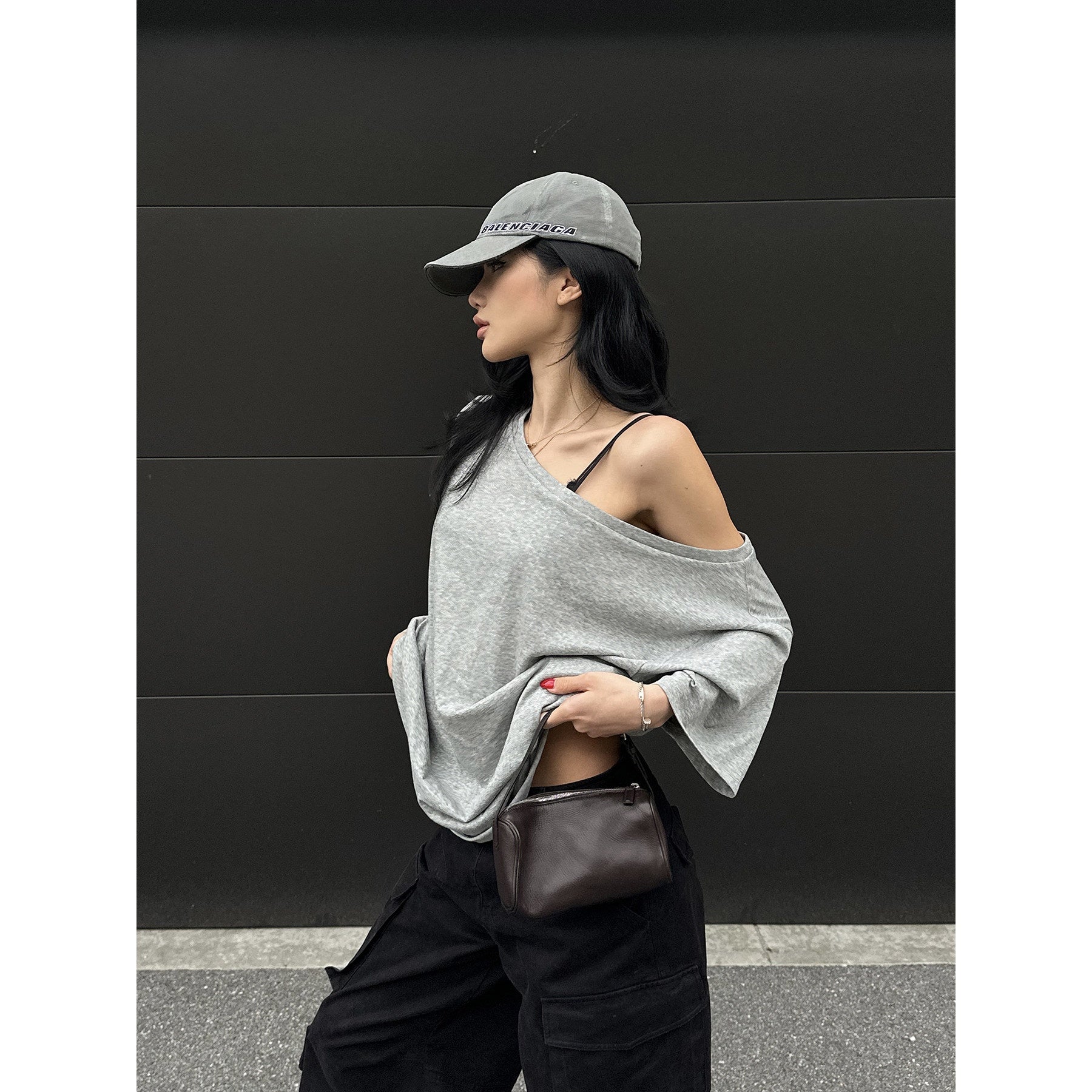 rovente_Cotton_Blend_Loose_One_Shoulder_Slanted_Neck_For_Women_Gray_Shot_Sleeve_T-Shits_MISSTT