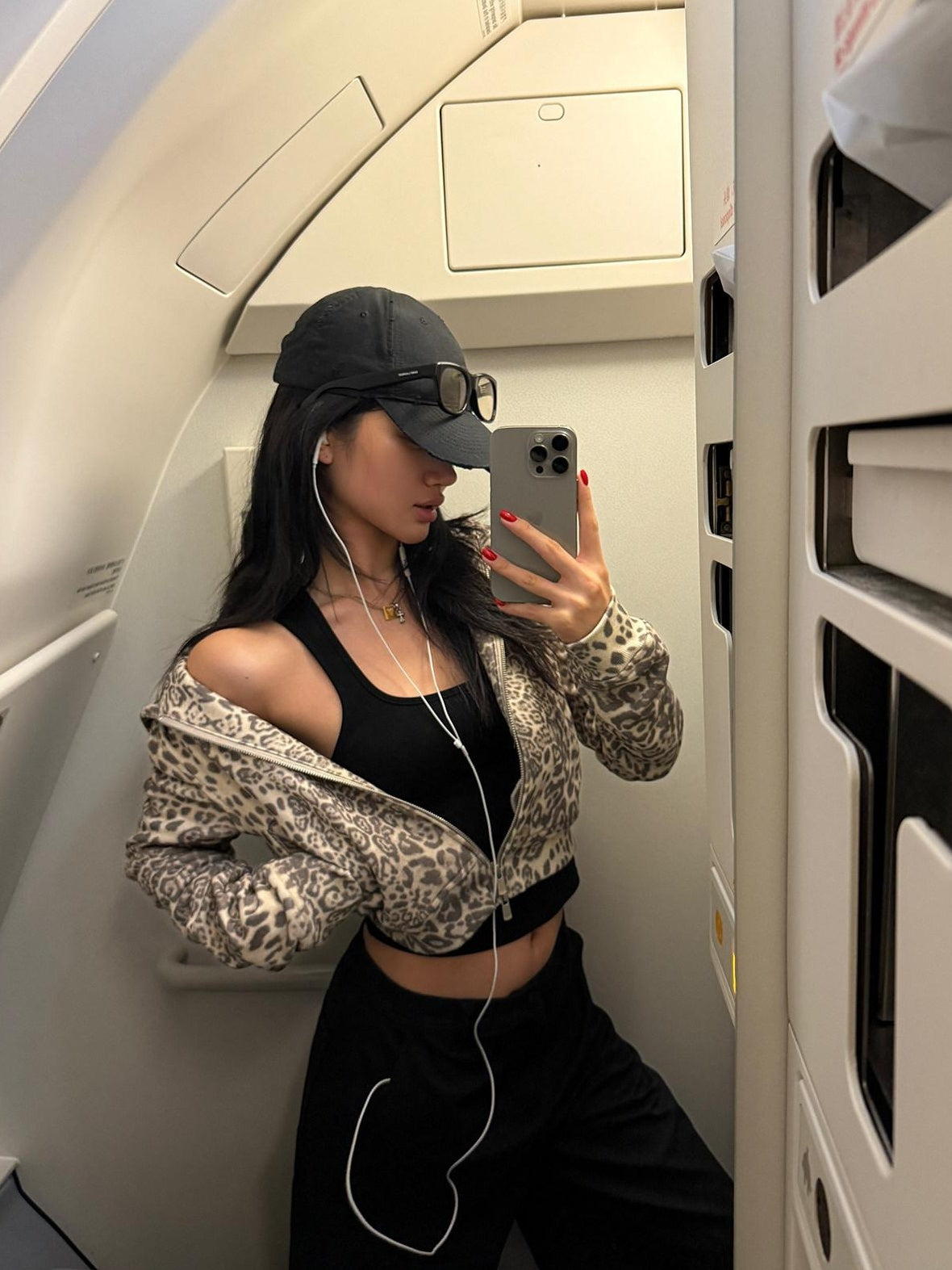 rovente Leopard Print Oversized Cropped Hooded Zip Women 100 Percent Cotton Hoodie