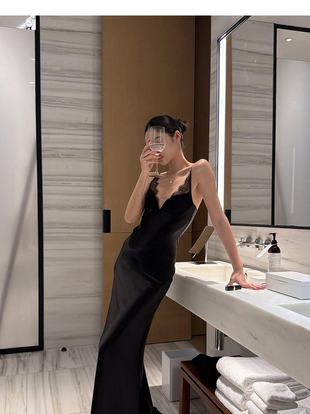 rovente test Elegant Lace V-neck Spaghetti Strap Bodycon Zipper Black Wedding Maxi Dresses