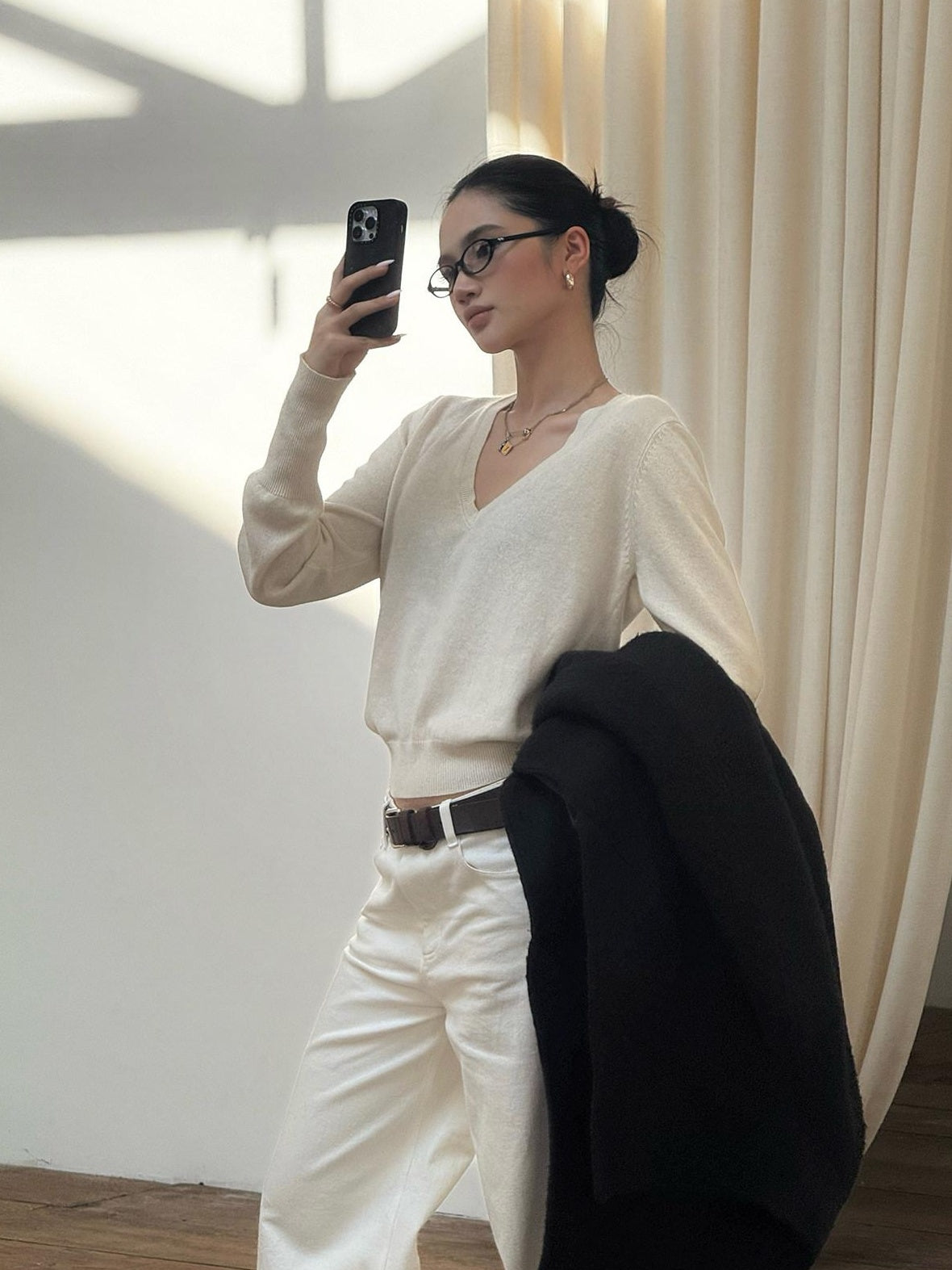 rovente Cozy Rabbit Hair Viscose Blend Warm Casual Loose V-neck Pullover Women Knitwea