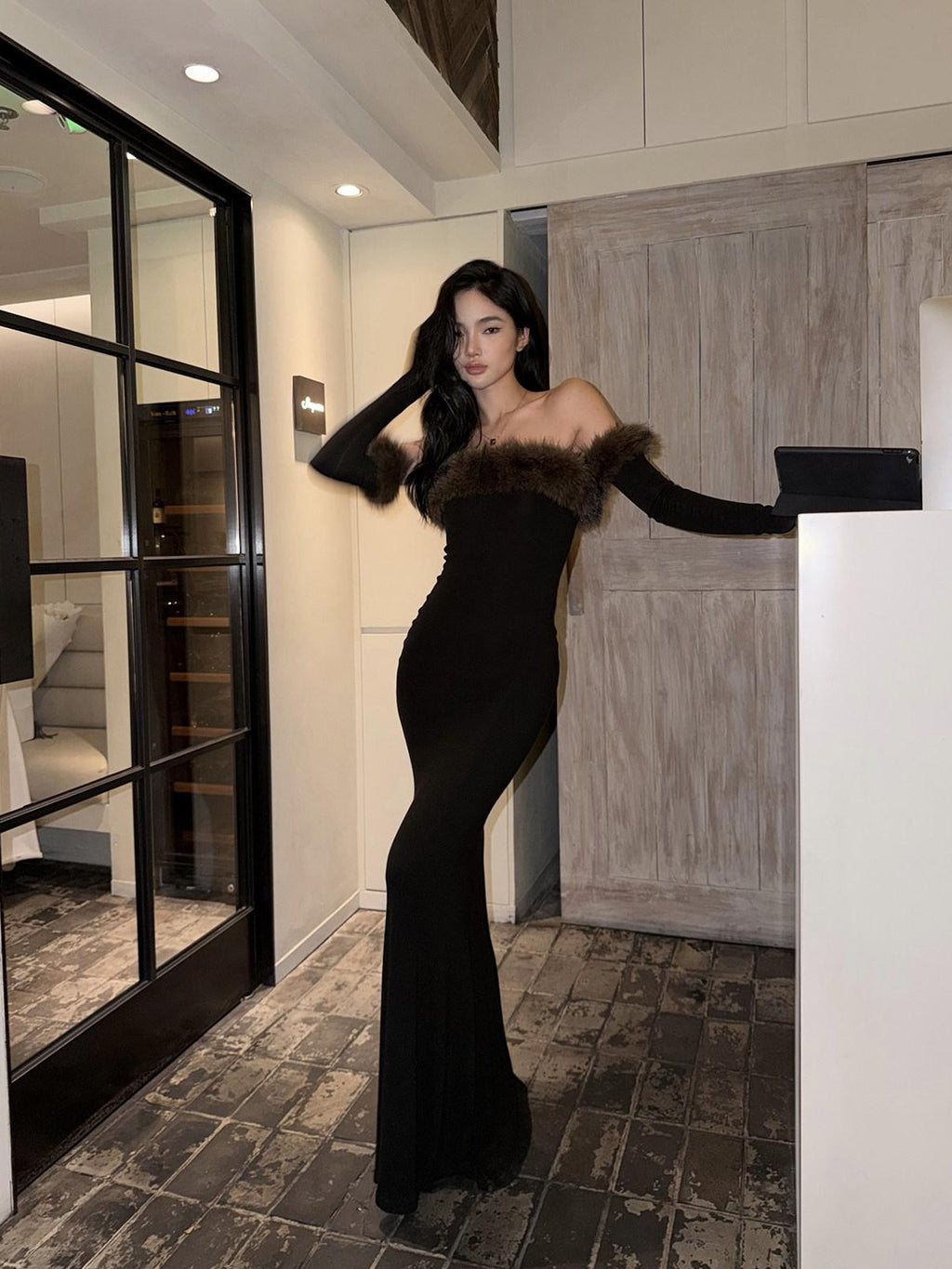 rovente High Stretch Elegant Slim Fit Strapless Knit Black Gloves Included Maxi Desses