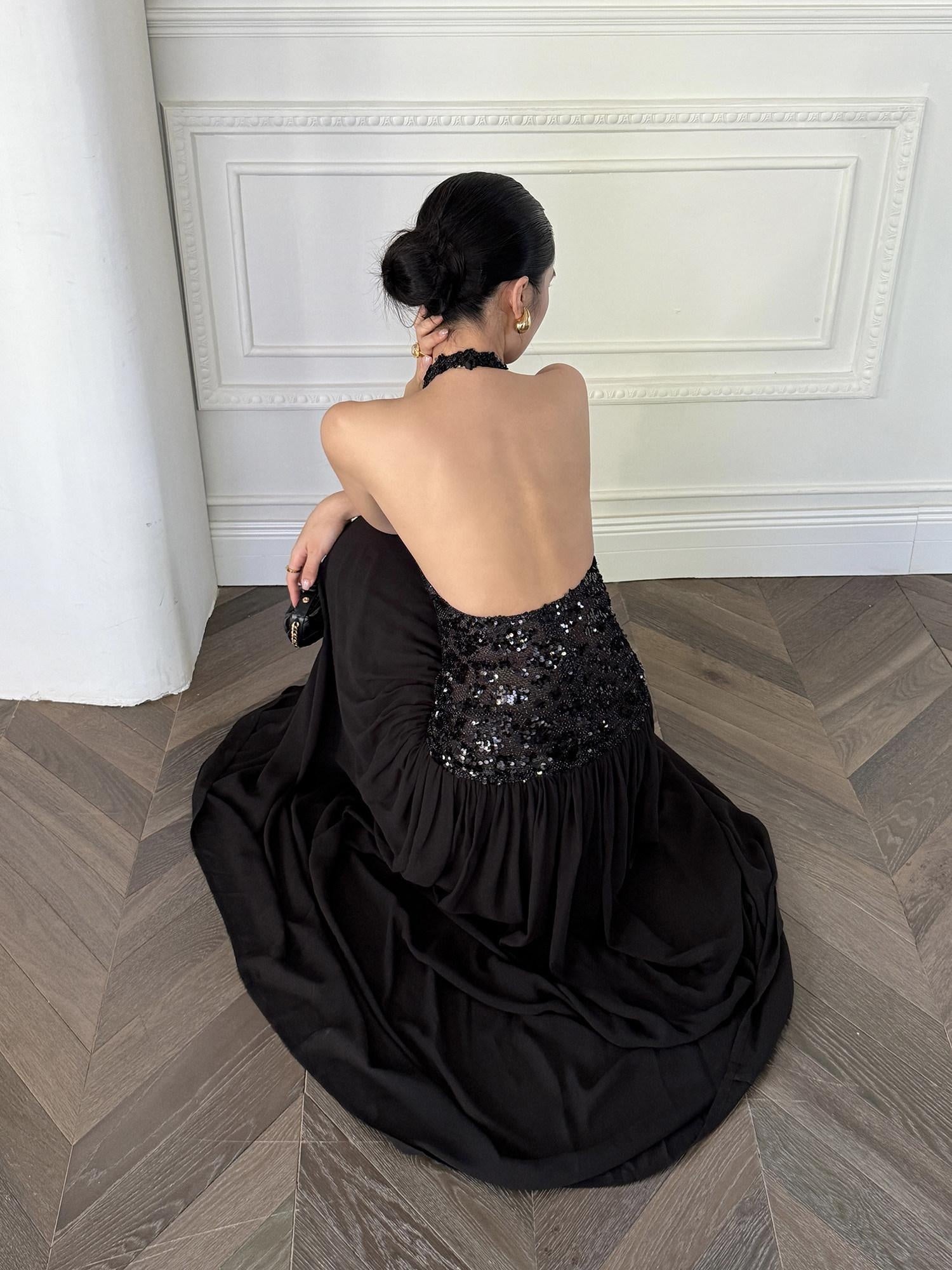 rovente Elegant Sequin Halter Natural Waist Party Black Stretch Maxi Desses