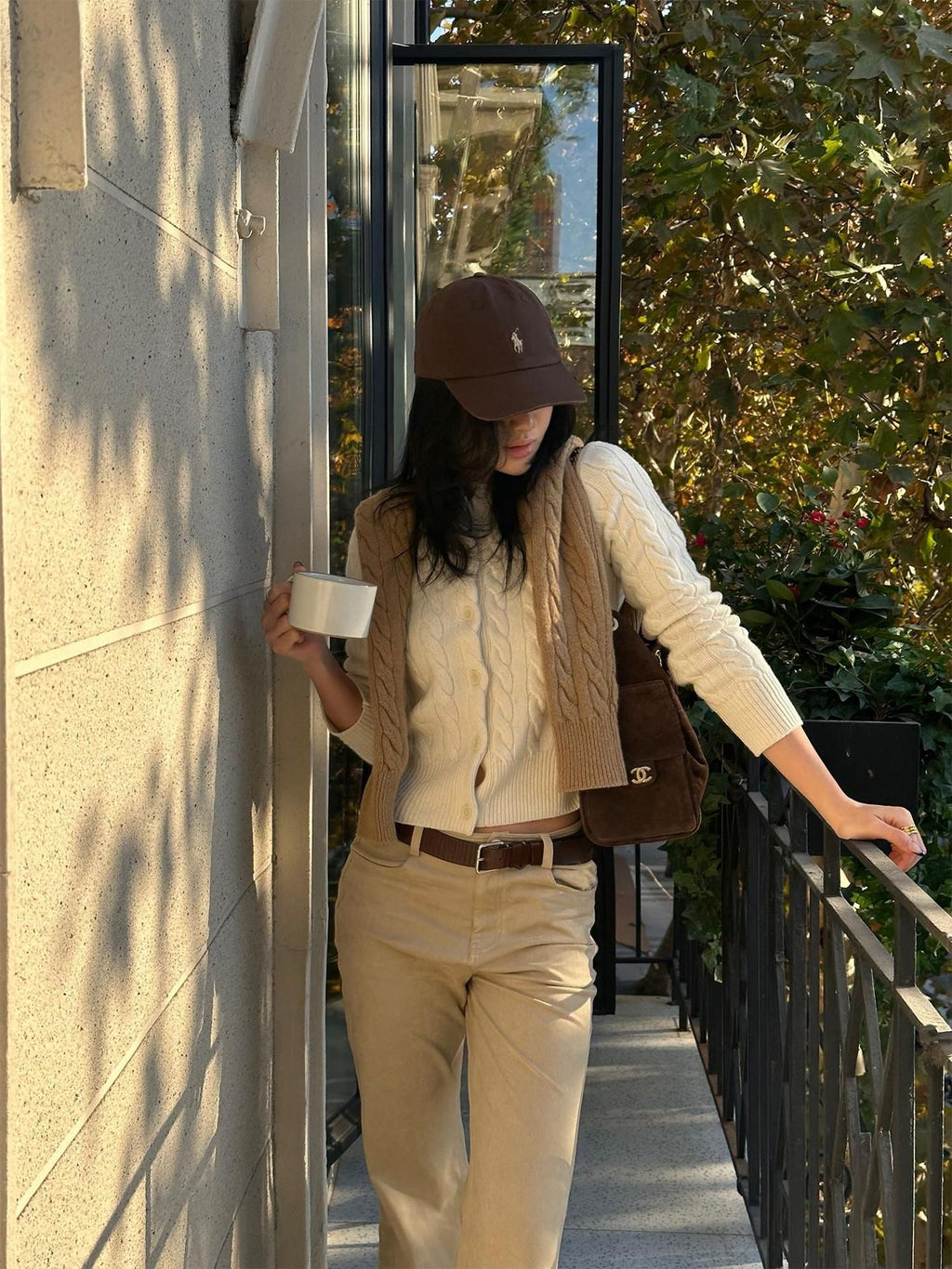 rovente 100 Percent Wool Casual Regular Button Front Women Crewneck Almond Cadigans