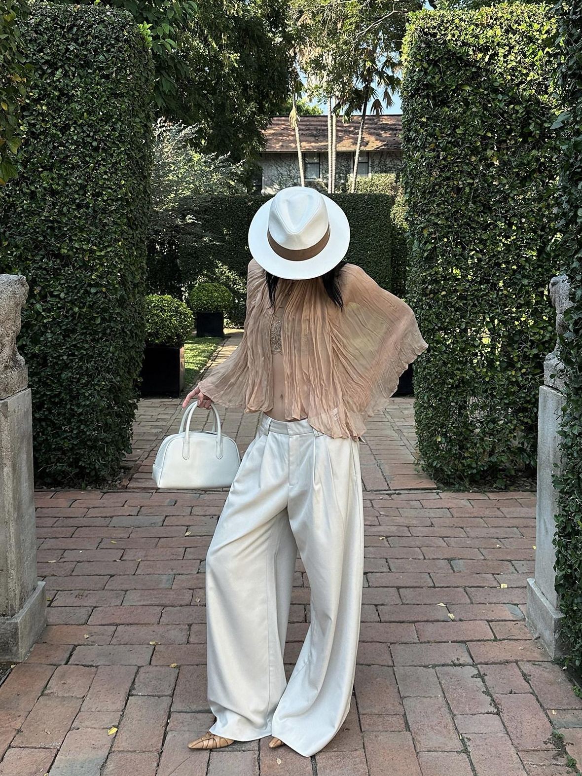 rovente Soft Stretch Beige Casual Simple Pockets Low Waist Woven Women Wide Leg Pants