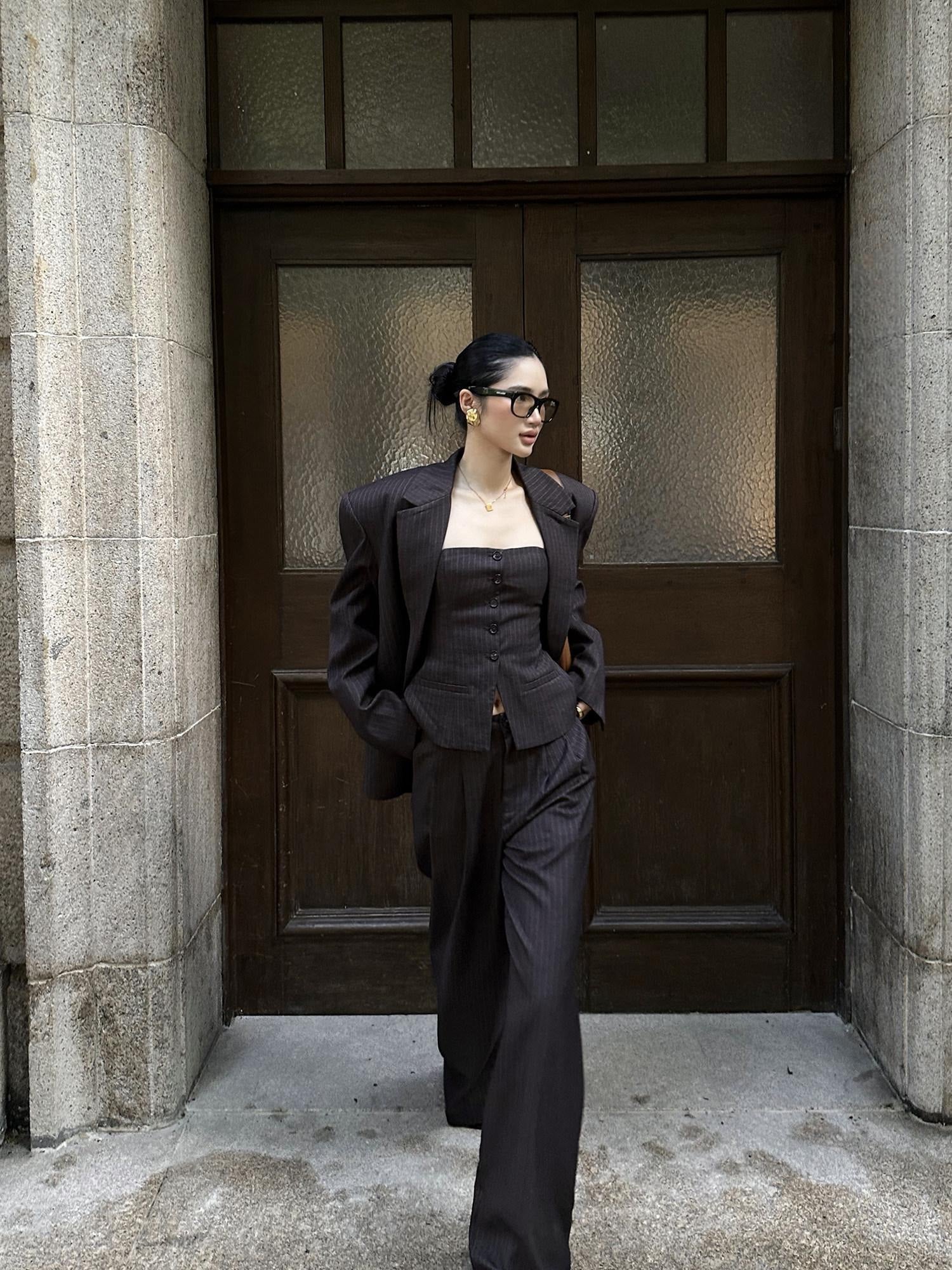 rovente Warm Striped Loose Fit Commuter Work Women Long Sleeve Brown Top & Pants Sets