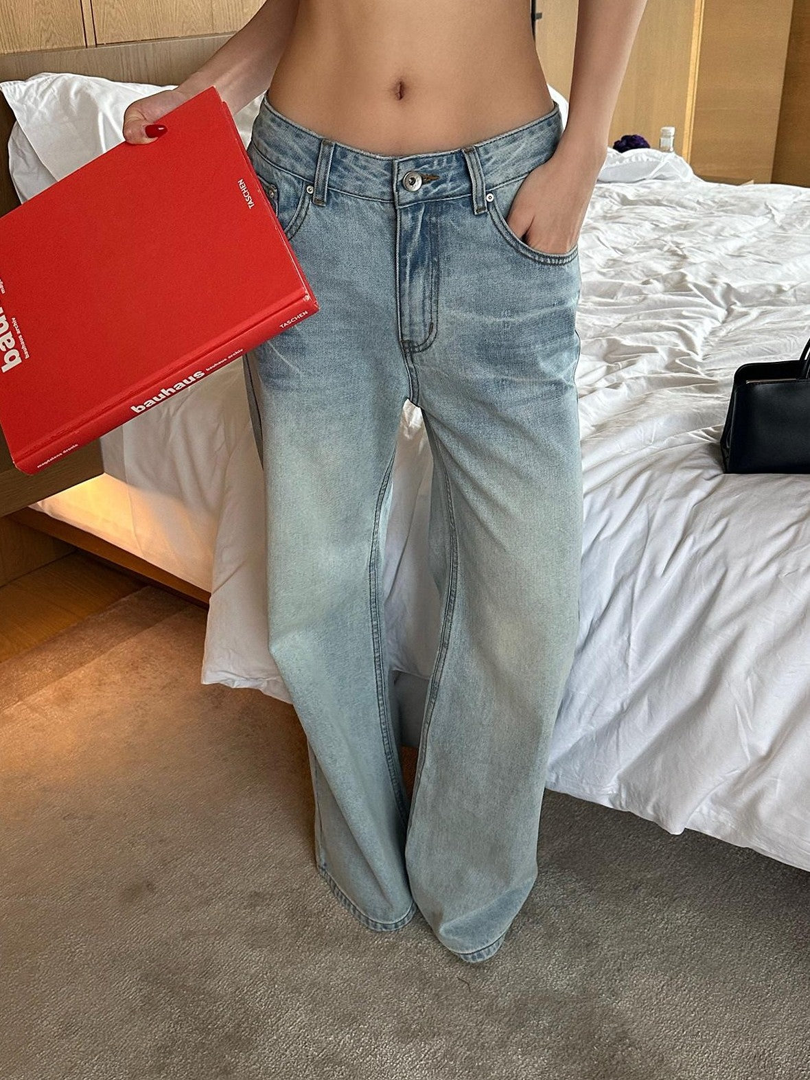 rovente Washed Cotton Relaxed Flare Pockets Natural Waist Women Denim Wide Leg Jeans