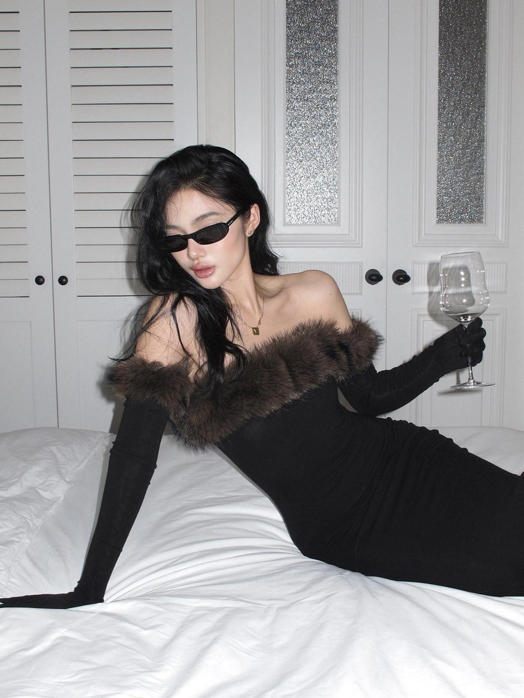 rovente High Stretch Elegant Slim Fit Strapless Knit Black Gloves Included Maxi Desses
