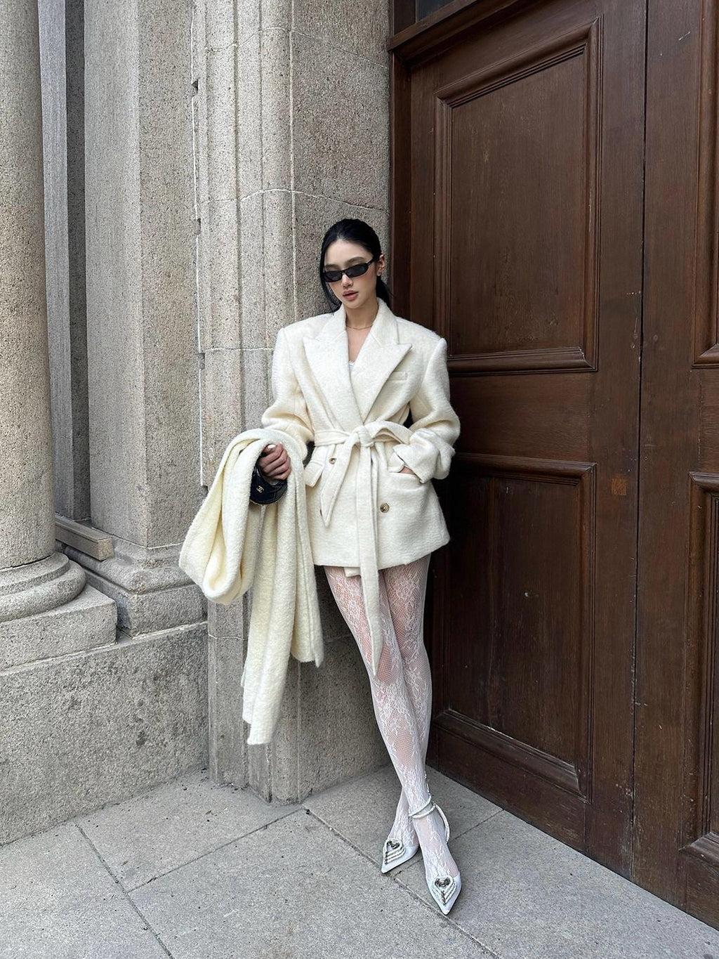rovente Warm Wool Blend Double Breasted Oversized Commuter Women Ivory Shawl Wool Coats