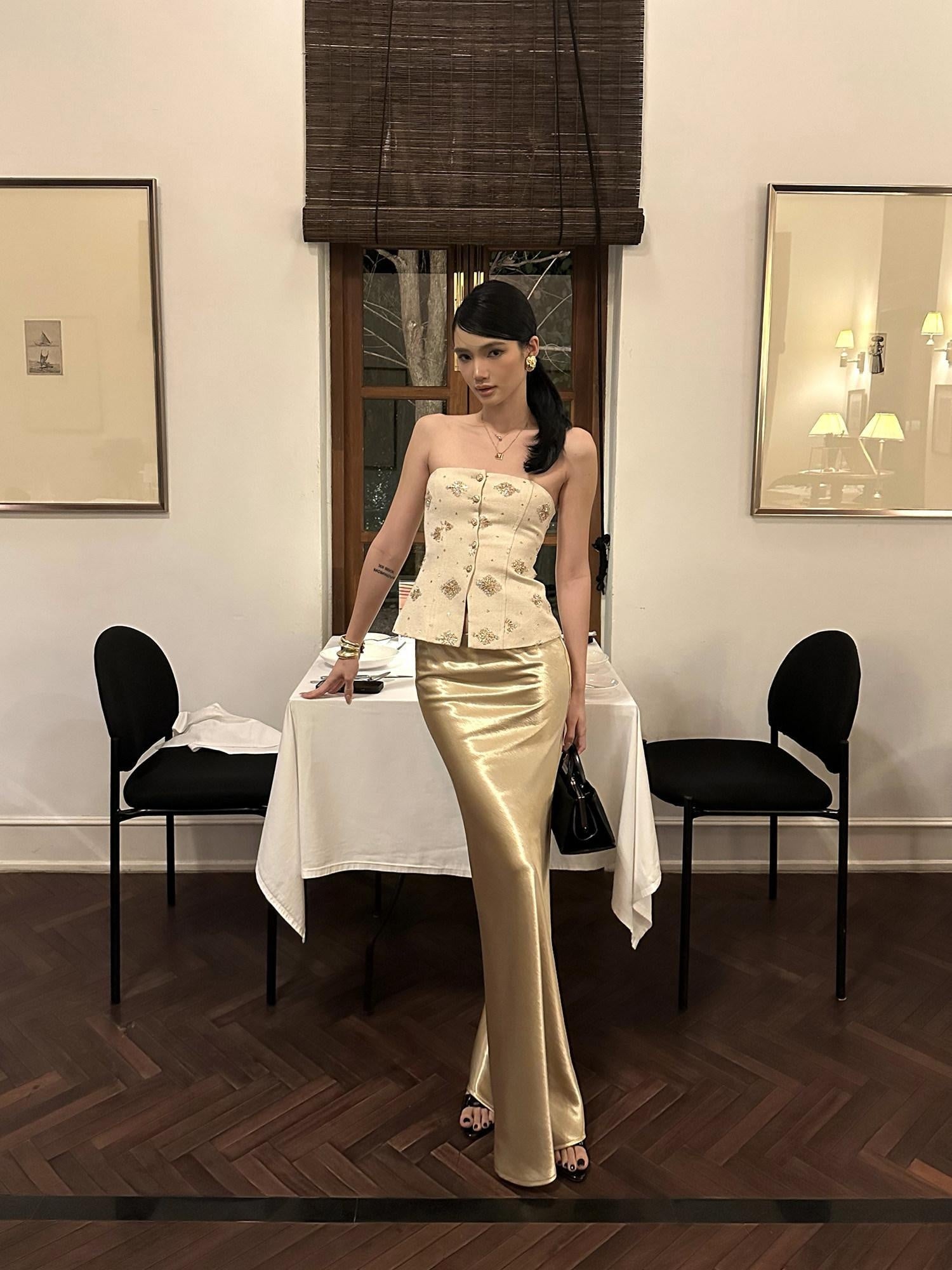 rovente Elegant Low Waist Slim Pencil Lined Zipper Party Gold Polyester Maxi Skits
