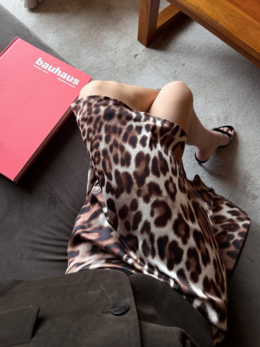 rovente Leopard Print Lined Bodycon Low Waist Zipper Polyester Woven Casual Midi Skits