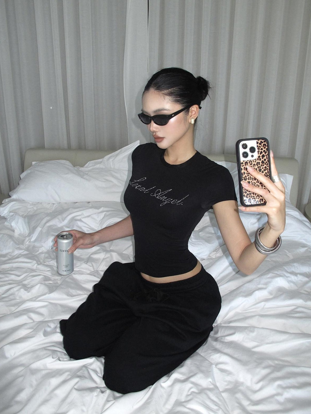 rovente Lightweight Stretch Slim Fit Round Neck Black Crop Long Sleeve Cop Tops