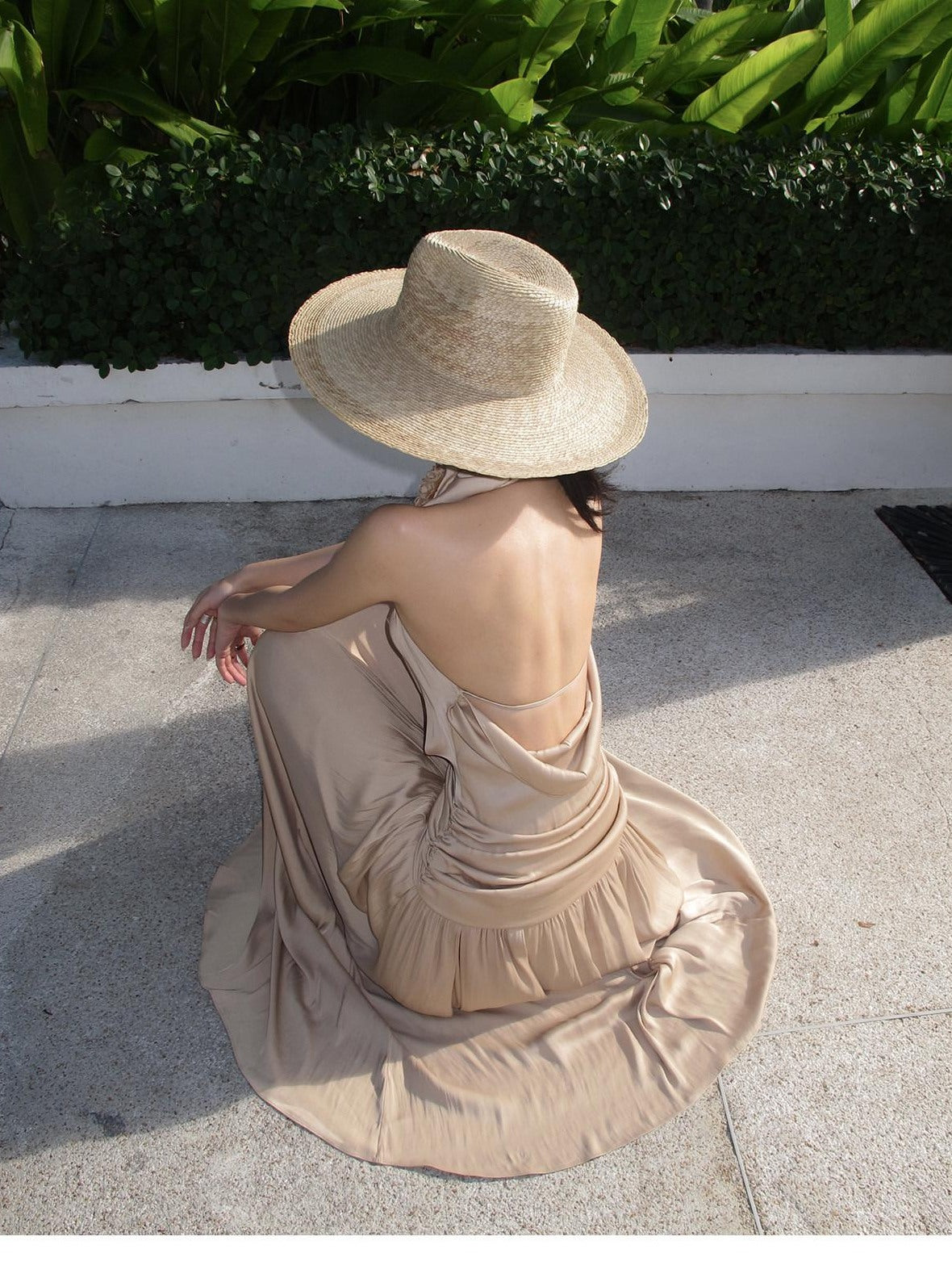 rovente test Elegant Halter Neck Solid Apricot Sleeveless Slim A Line Party Women Maxi Dresses