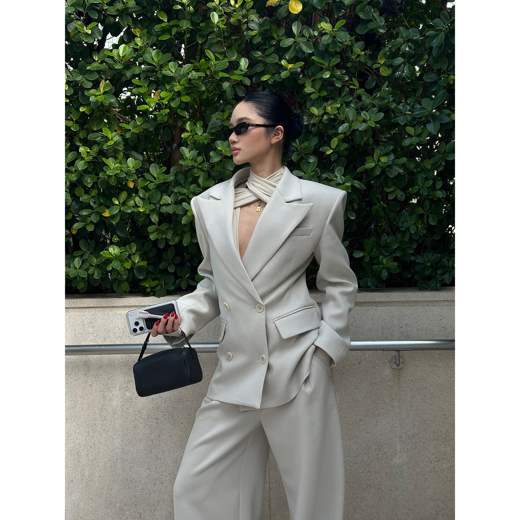 rovente_Relaxed_Pocket_Double_Breasted_Notch_Lapel_Women_Office_White_Top_&_Pants_Sets_MISSTT