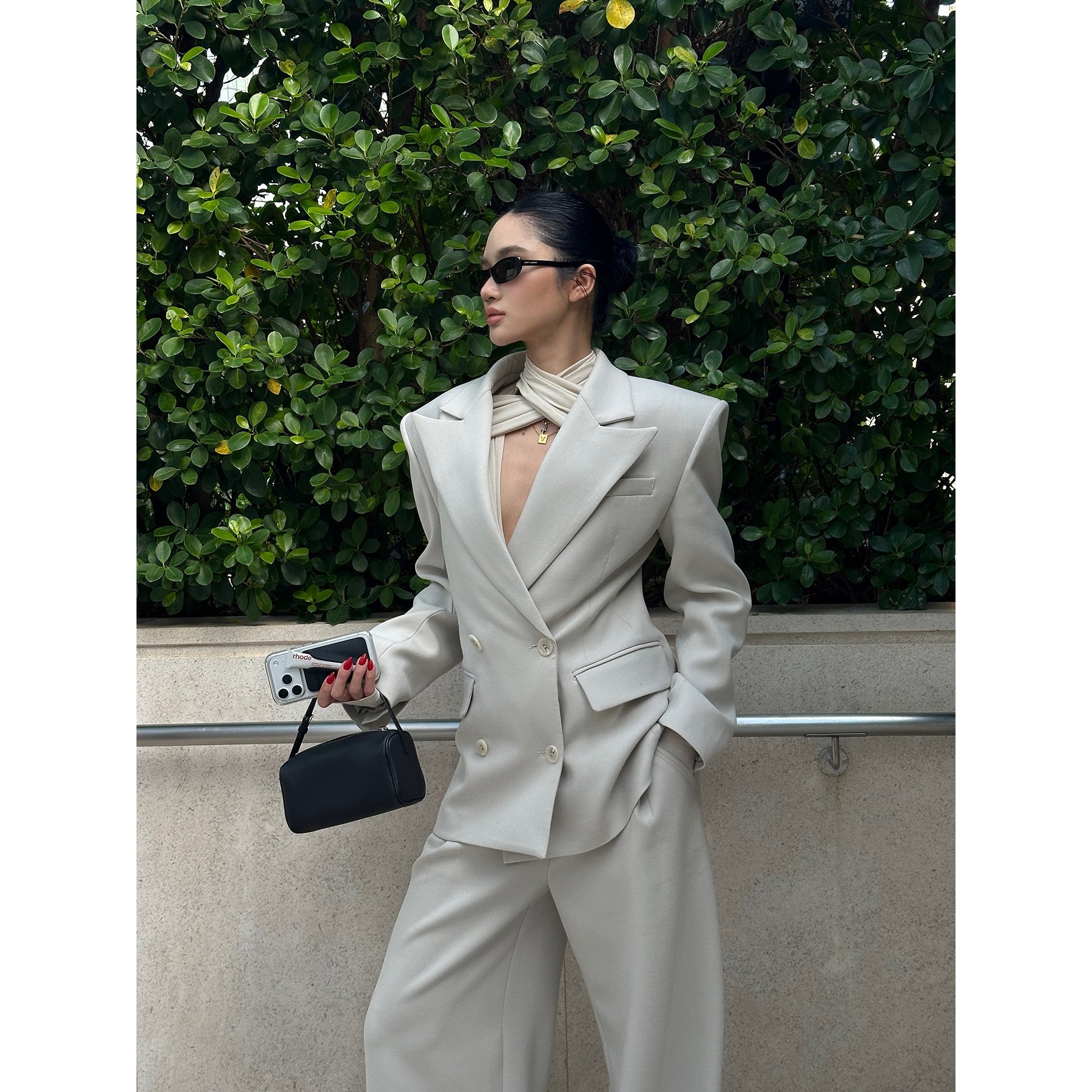 rovente_Relaxed_Pocket_Double_Breasted_Notch_Lapel_Women_Office_White_Top_&_Pants_Sets_MISSTT