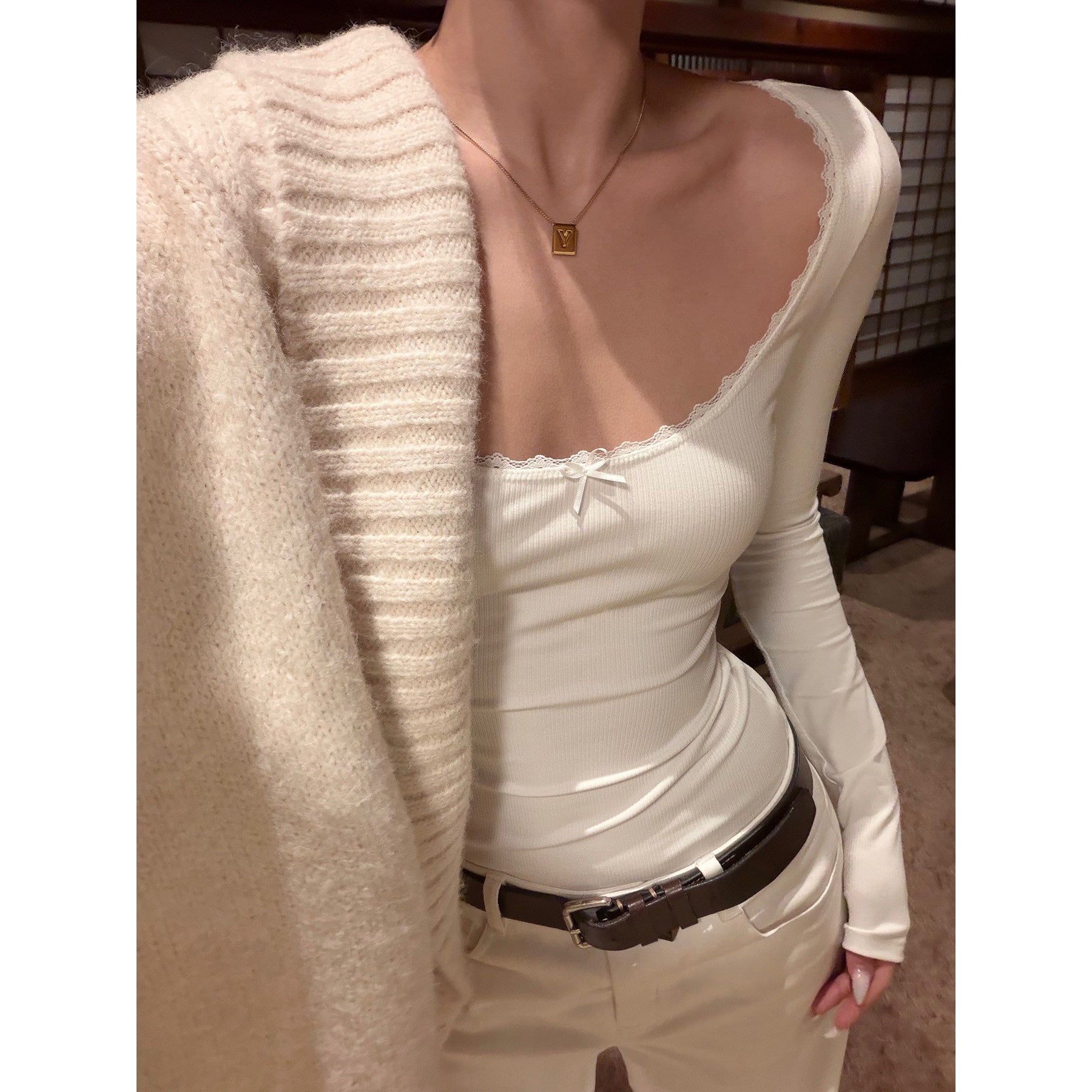 rovente_Cotton_Blend_3D_Bow_Slim_Casual_Pullover_Women_White_Long_Sleeve_T-Shits_MISSTT