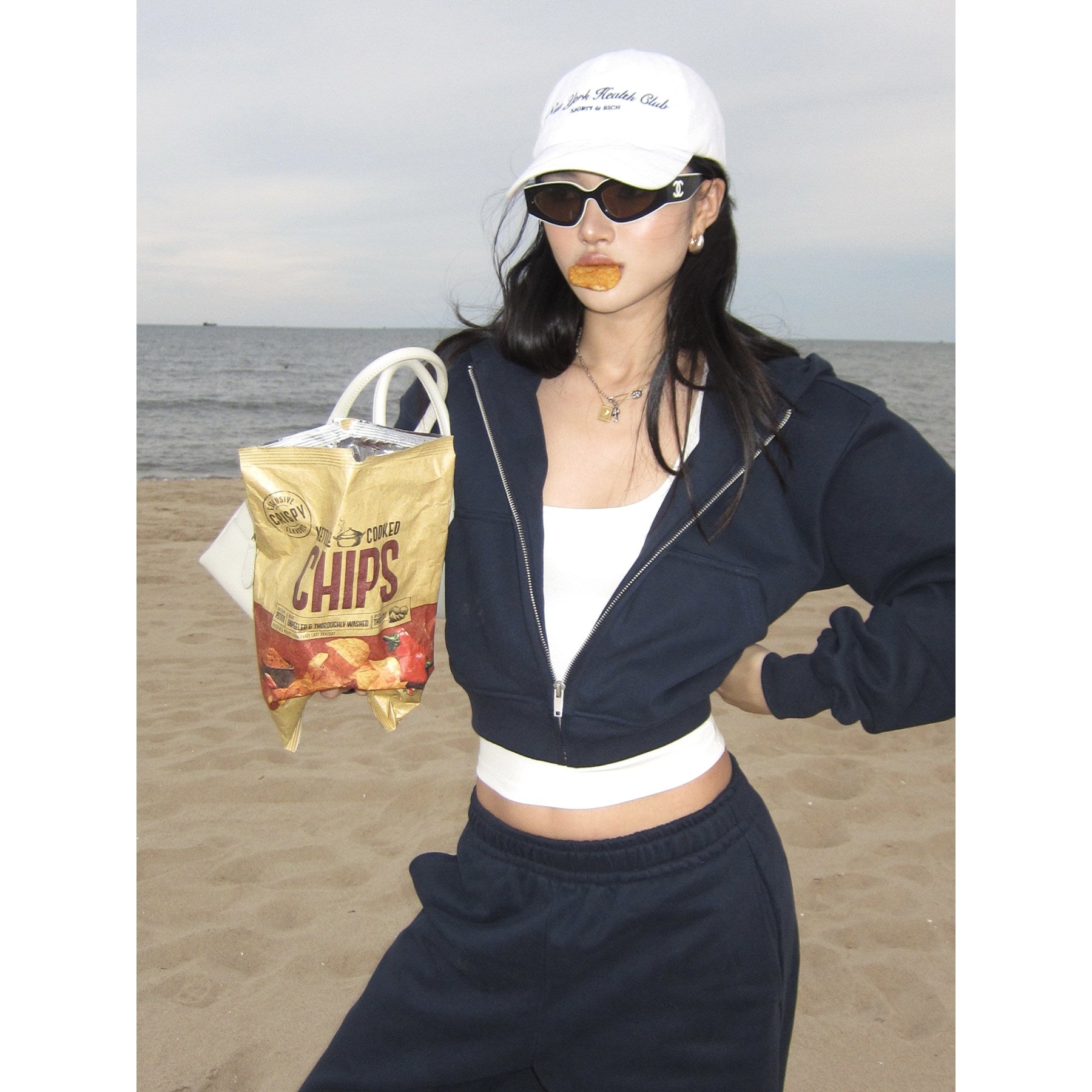 rovente_Soft_Blend_Relaxed_Zip_Front_Commuter_Women_Navy_Long_Sleeve_Hoodie_MISSTT