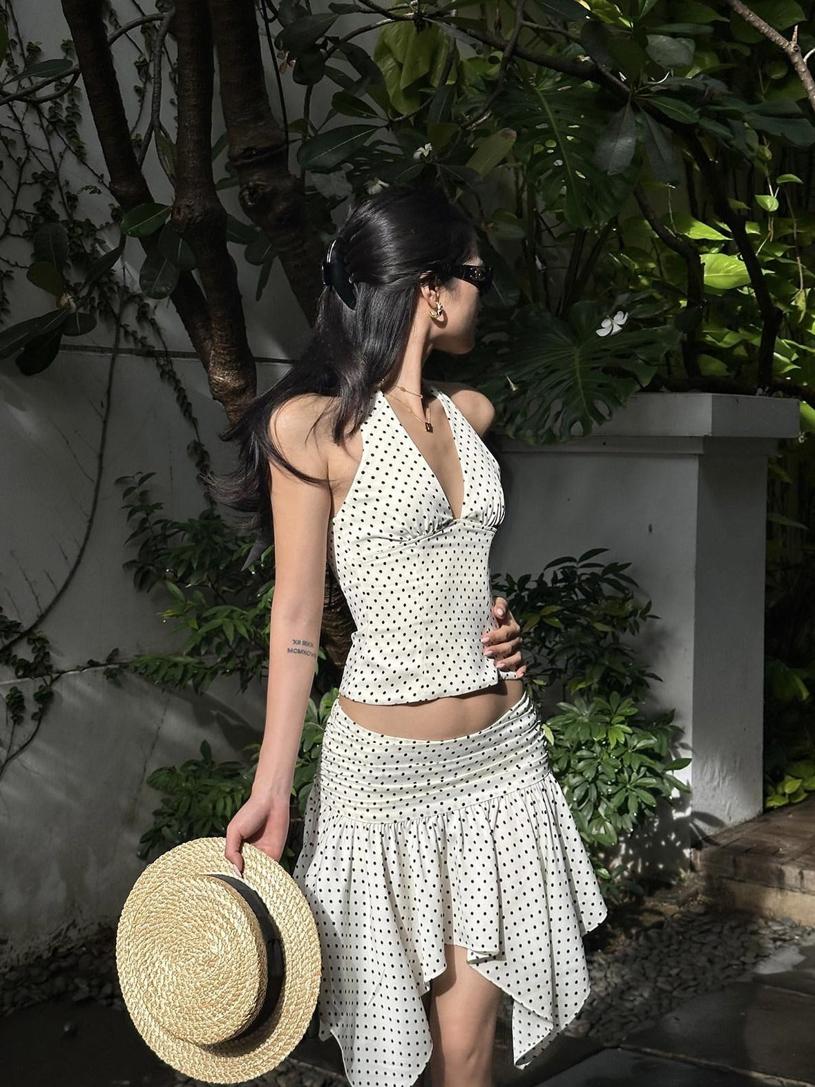 rovente Sexy Polka Dot V-neck Zipper White Cami Skirt Two Piece Top & Skit Sets