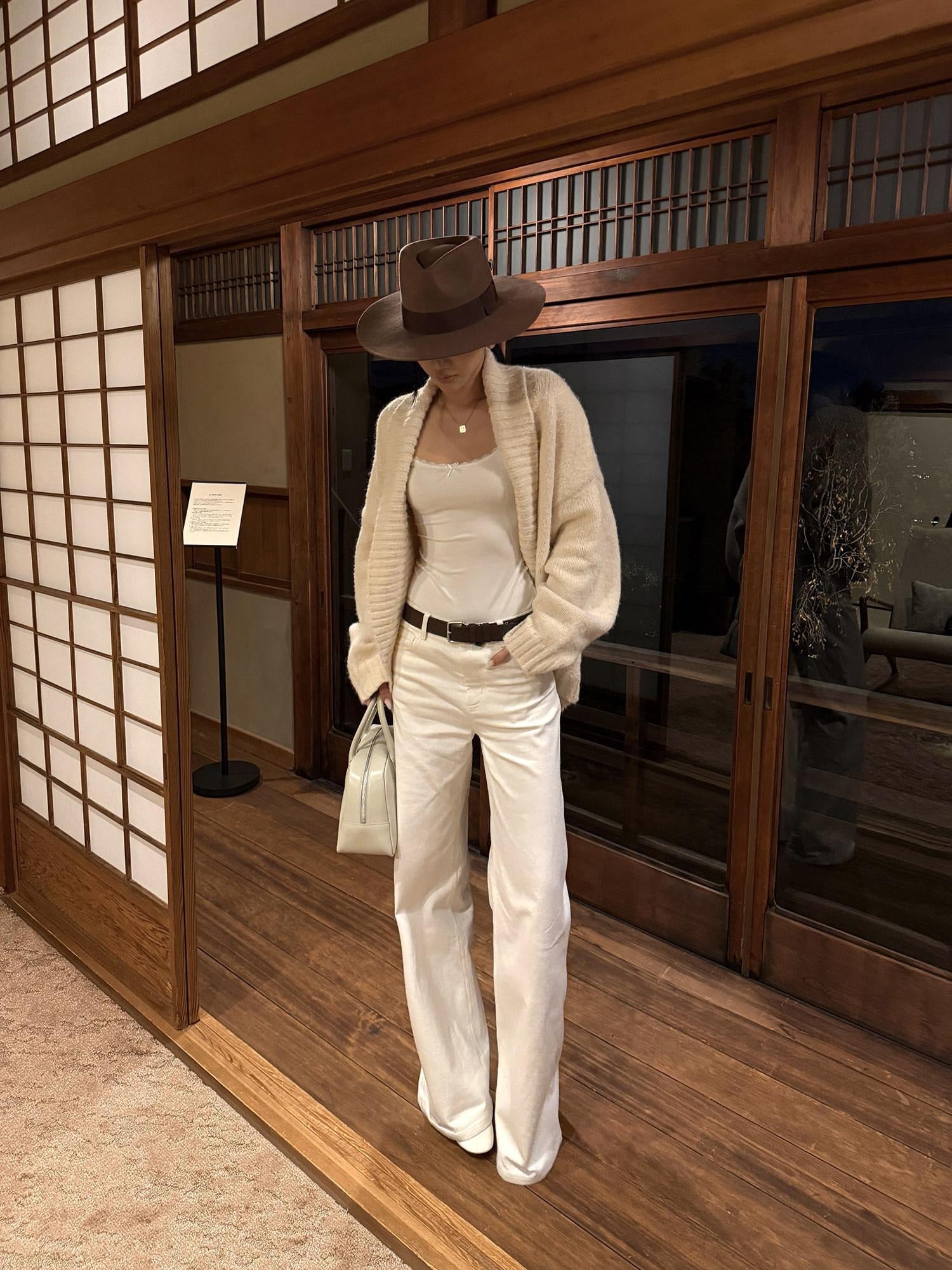 rovente Cotton Blend 3D Bow Slim Casual Pullover Women White Long Sleeve T-Shits