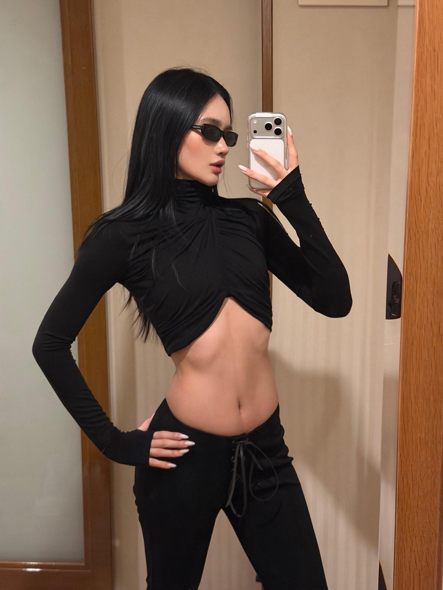 rovente Stretch Slim Fit High Neck Pleated Asymmetric Women Black Long Sleeve Cop Tops
