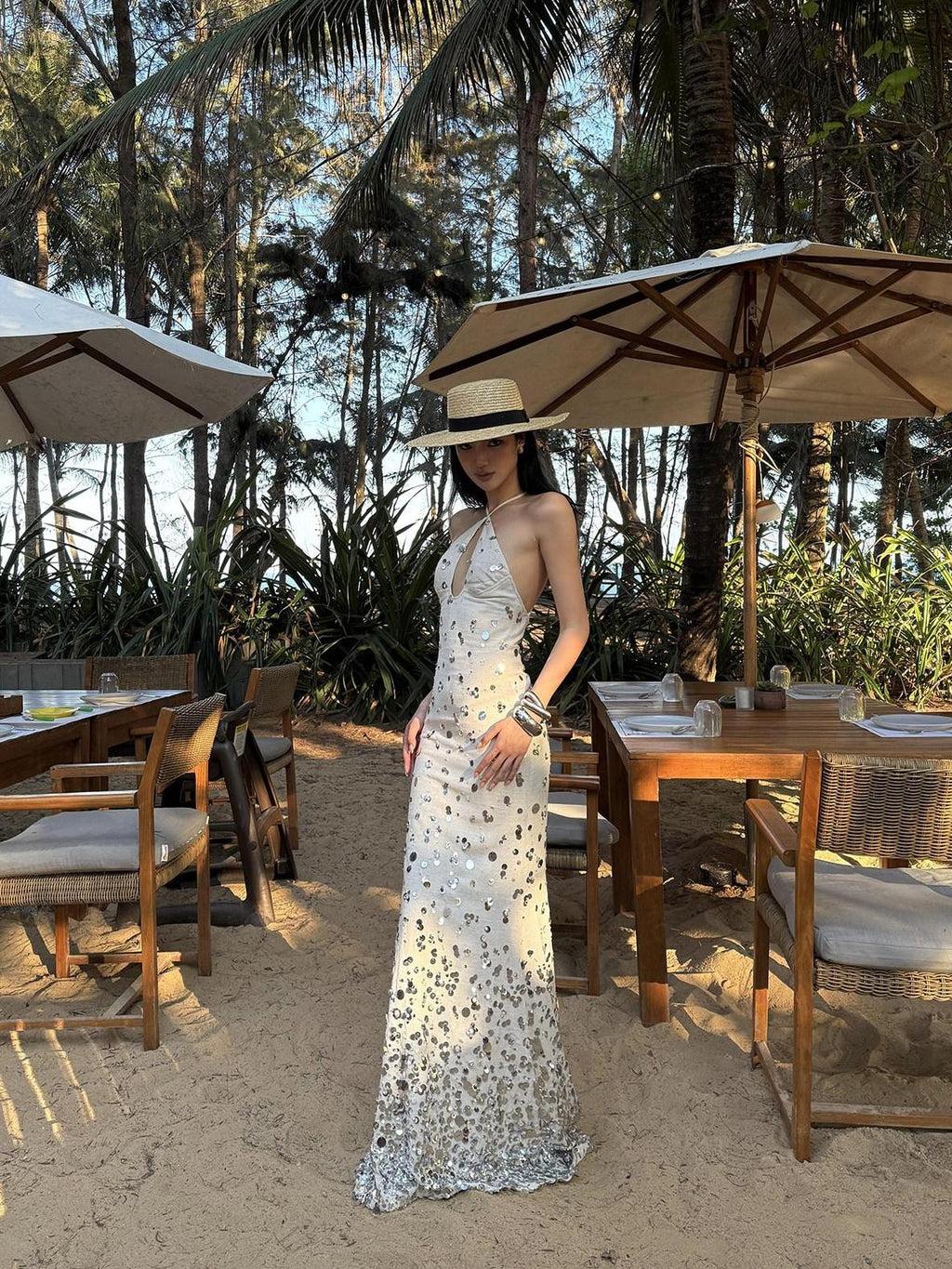rovente Shimmer Spaghetti Strap Mermaid Dress Elegant Travel Linen Blend Maxi Desses