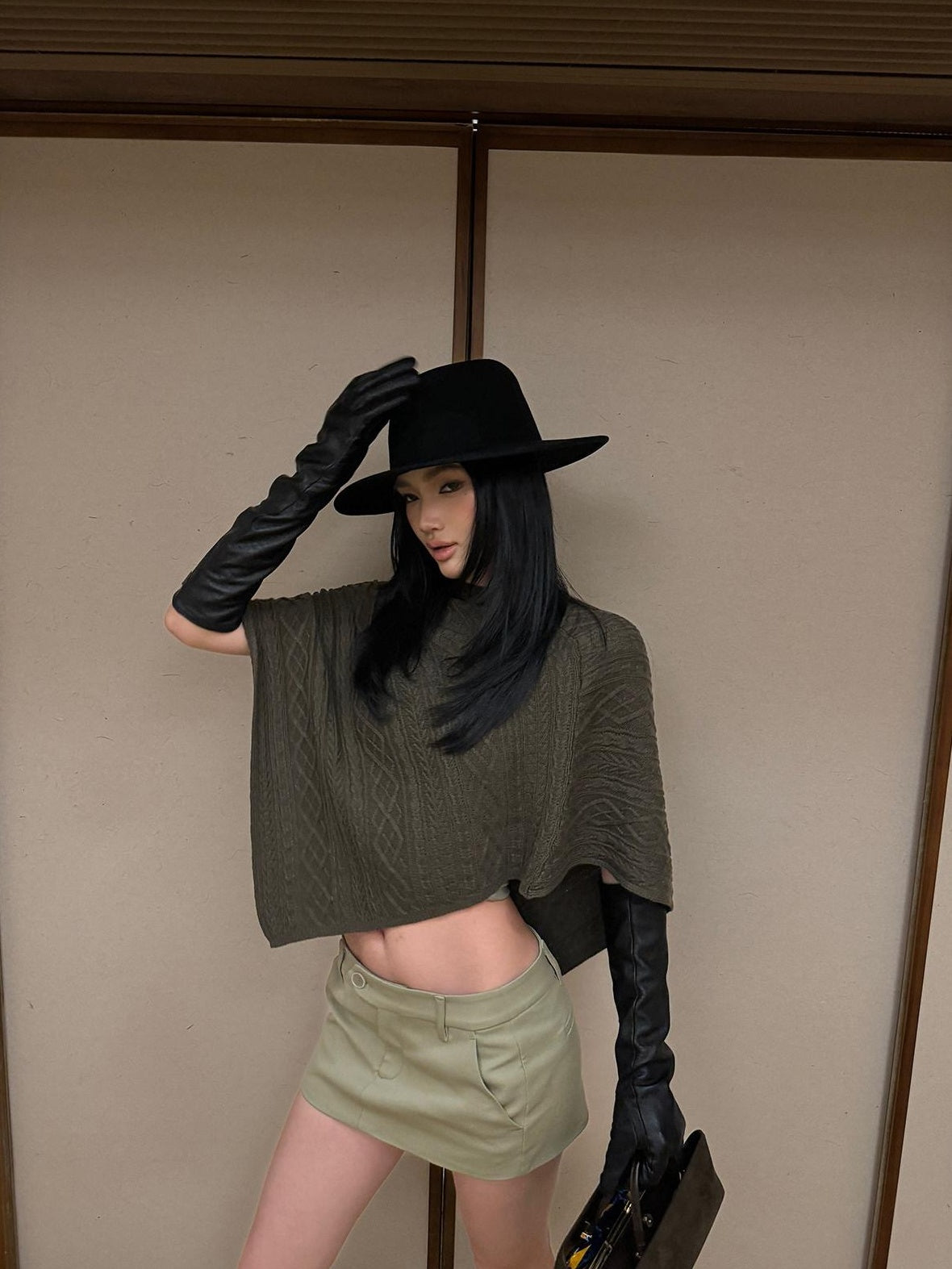 rovente Nylon Wool Blend Knit Long Sleeve Minimalist Loose Cape For Women Knitwea
