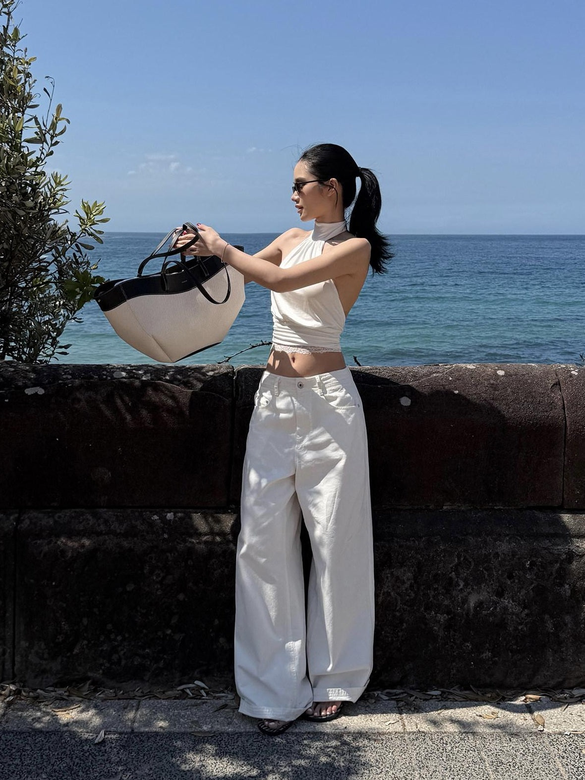 rovente 100% Cotton Casual Loose Natural Waist Solid White Pockets Women Wide Leg Jeans