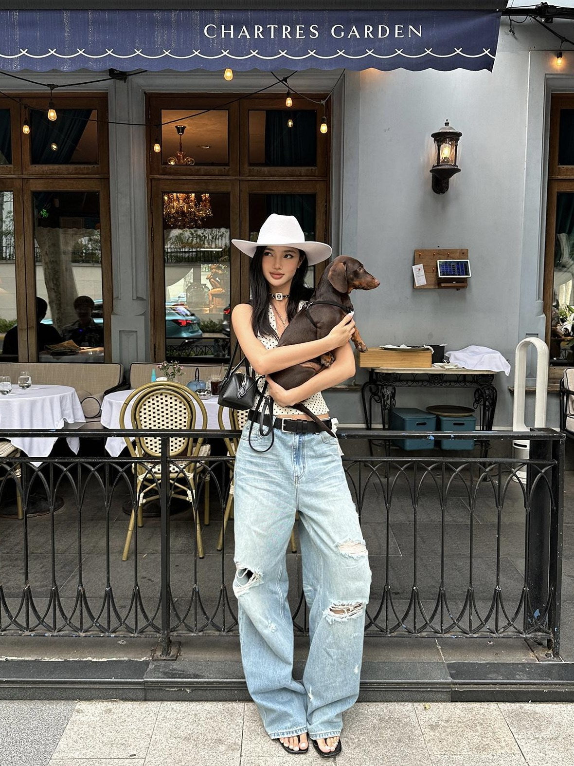 rovente Low Rise Distressed Loose Fit Casual Cotton Blue Women Wide Leg Jeans