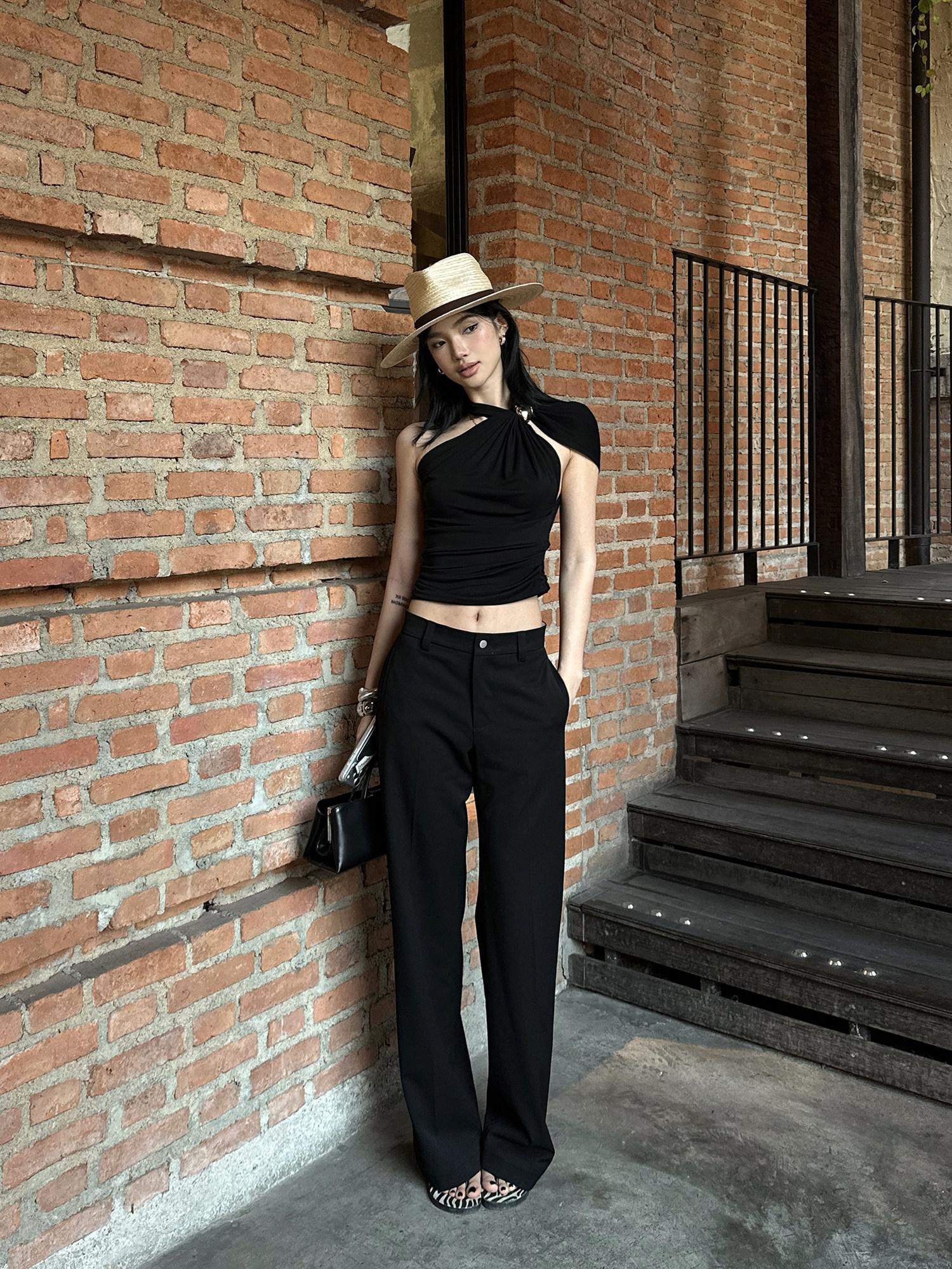 rovente Low Waist Zip Pockets Minimalist Casual Women Straight Black Staight Pants